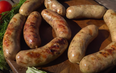 Рецепт: Куриные купаты Рецепт: Куриные купаты