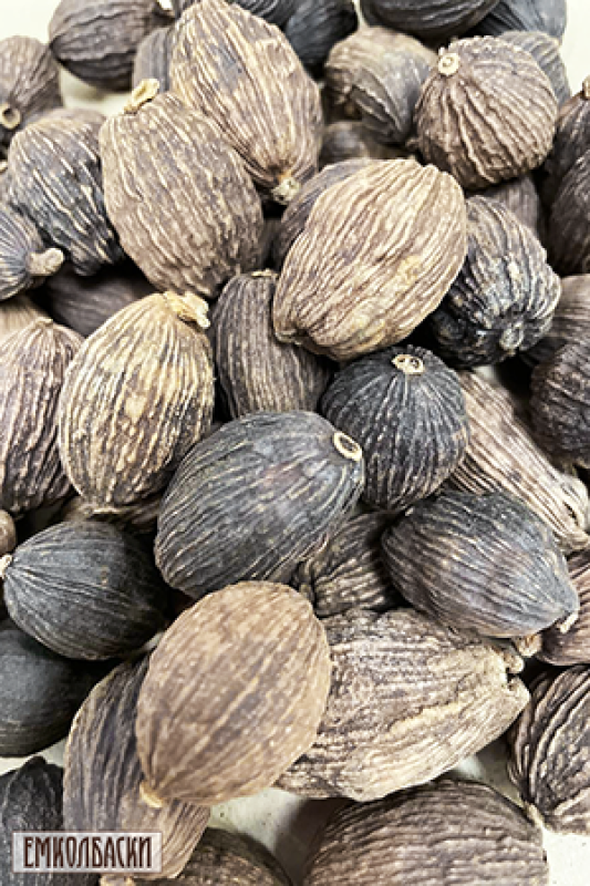 Кардамон черный (тсаоко) зерно 4шт