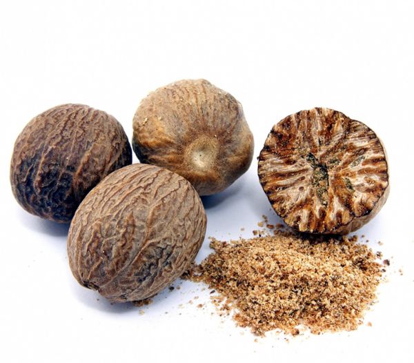 Мускатный орех целый - 4шт